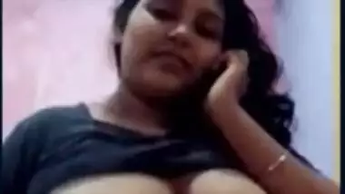 Desi very Big Boobs girl Caught on Skype