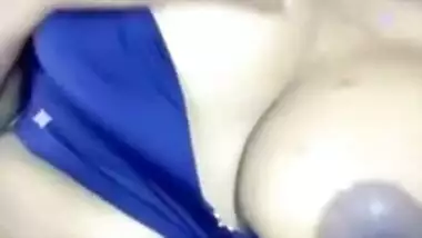 Desi enjoys MMS popularity she has thanks to naked XXX body parts