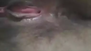 Desi girl hairy pussy selfie mms video