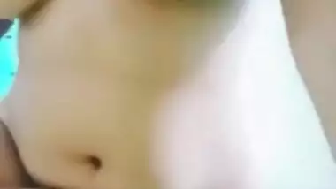 Naked Indian chick with big XXX nipples records sex video for lover