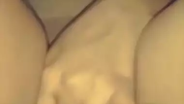 Beautiful Shaved Pussy Kashmiri Girl Part 1