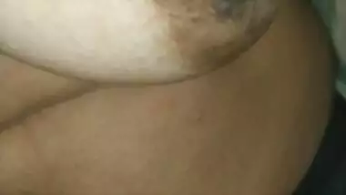 Tamil girl Exposing Boob