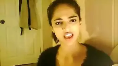 Cutest desi babe ever on webcam showing boobs and teasing boyfriend