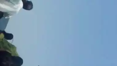 INDIAN GIRLS IN JEANS ( new video )