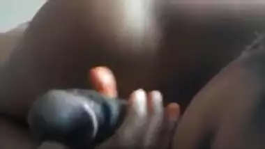 Desi girl giving blowjob and handjob part 2
