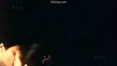 Shreyas Talpade Smooch Lina – FSIBlog.com