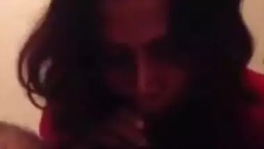 Cute Desi Lankan Girl Sucking Lover Dick