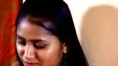 Telugu Sexy Actress Mamatha Cute Romance Scane...