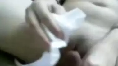 Free Indian porn video of Kashmiri girl wild fucking