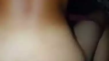 An 18-year-old GF’s desi xxx sex video with her lover