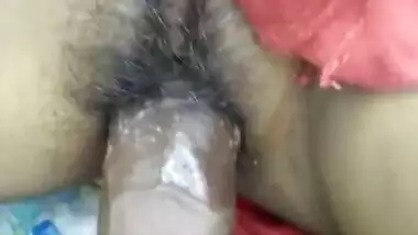 Desi young pussy eats big dick outdoors