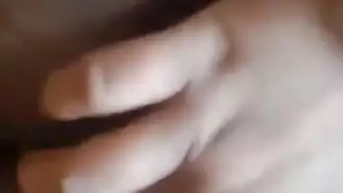 Desi village bhabi open her dress