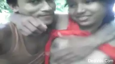 Hot Girl Boobs Exposed And Sucked By Her BF In Forest