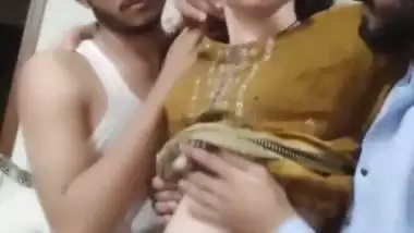 Two Hyderabad boys and a hot babe’s live xxx video