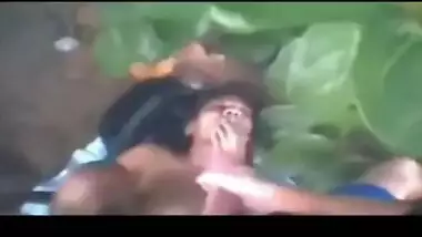 South Indian sex vids of Mallu bhabhi Jyothi outdoors