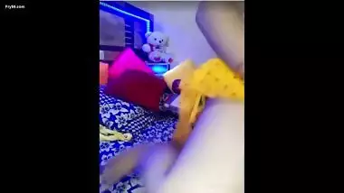 Desi Housewife Geeta Live Fingering