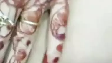 Teen Indian with tattooed hands allows guy to touch her XXX twat