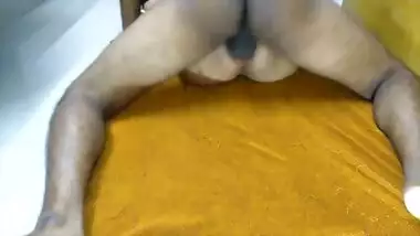 Indian Desi Girlfriend Enjoy Sex with Her Boyfriend in Hotel