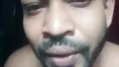 Handsome Desi stud makes verification XXX video for his gay lovers