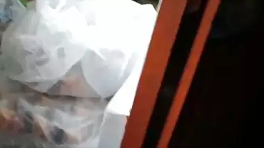 Bhabhi bathing outdoor sex mood caught by devar