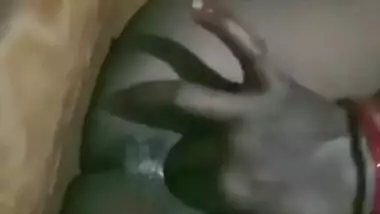 Unsatisfied village bhabhi fingering hard