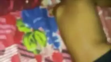 Desi female sleeps but man films XXX hairy peach for amateur sex video