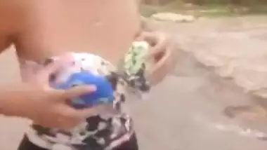 Girl showing boobs open place non desi