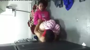 Indian college girl sex with servant in bedroom