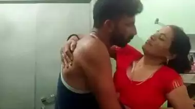 Desi Couple Standing Fuck (Must Watch)