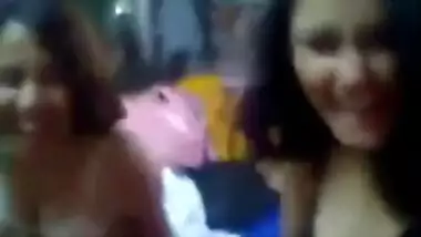 Two desi college girls masti in bra and panties selfie nude 