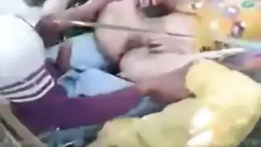 Gaon ki randi outdoor fucking – Threesome desi sex