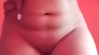 Sexy nude dancing babe 2 more clips updates