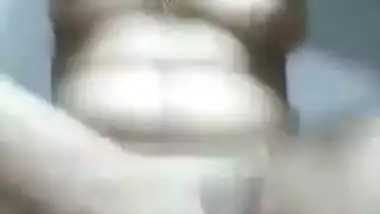 Mallu girl on stripchat nude fingering video