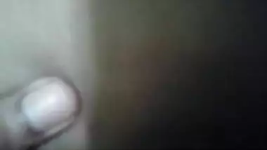 Sexy Tamil babe with nice seductive juicy boobs...