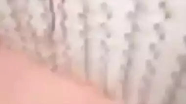 Sexy Desii Girl Showing her Pussy