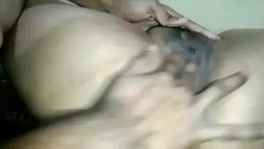 Indian Bhabhi Squirt video toilet in coming Hindi voice.