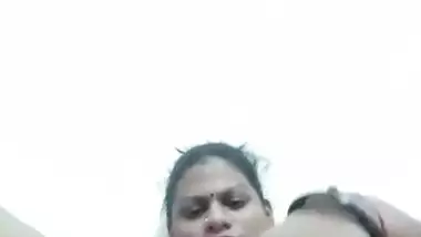 Tamil Bhabhi Cumshot on Body