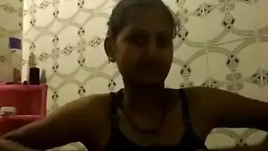 Desi girl bathroom show