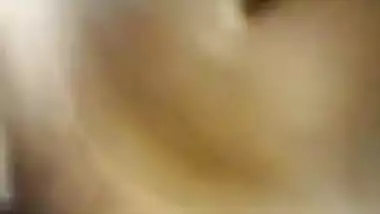 Indian GF happy to suck cock.