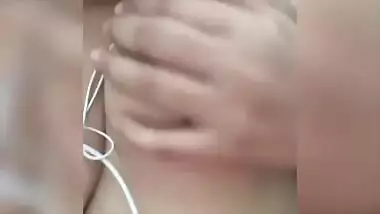 Desi Horny girl mms 4 clips part 1