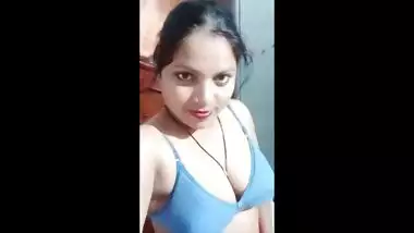 Desi super cutie bhabi boobs