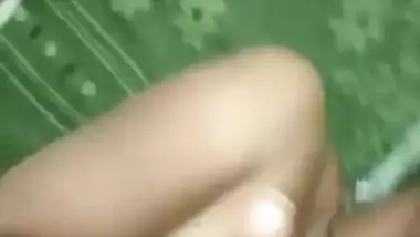 Desi village teen shwo her boobs