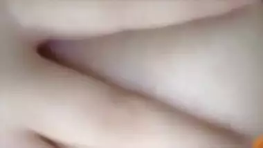 Desi Bhabi Playing With Her Boobs