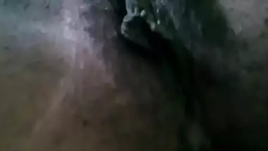 Indian Wife Showing Her Juicy Pussy And Boobs In The Morning