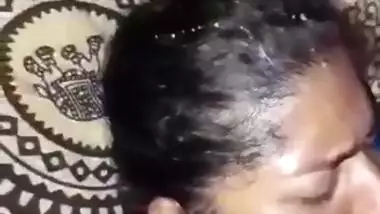 Taking cumshot on face