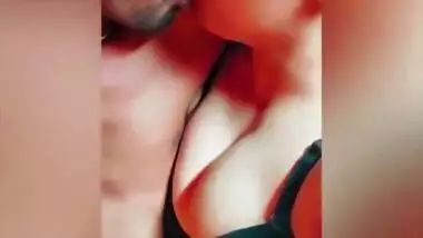 Superhot Tamil wife super sexy kiss