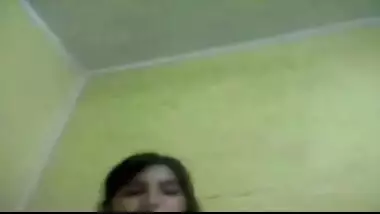 Sexy young college girlfriend from Pune masturbates